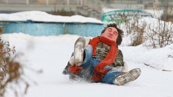Πτώσεις ως αιτία οστεοχονδρωσίας της σπονδυλικής στήλης